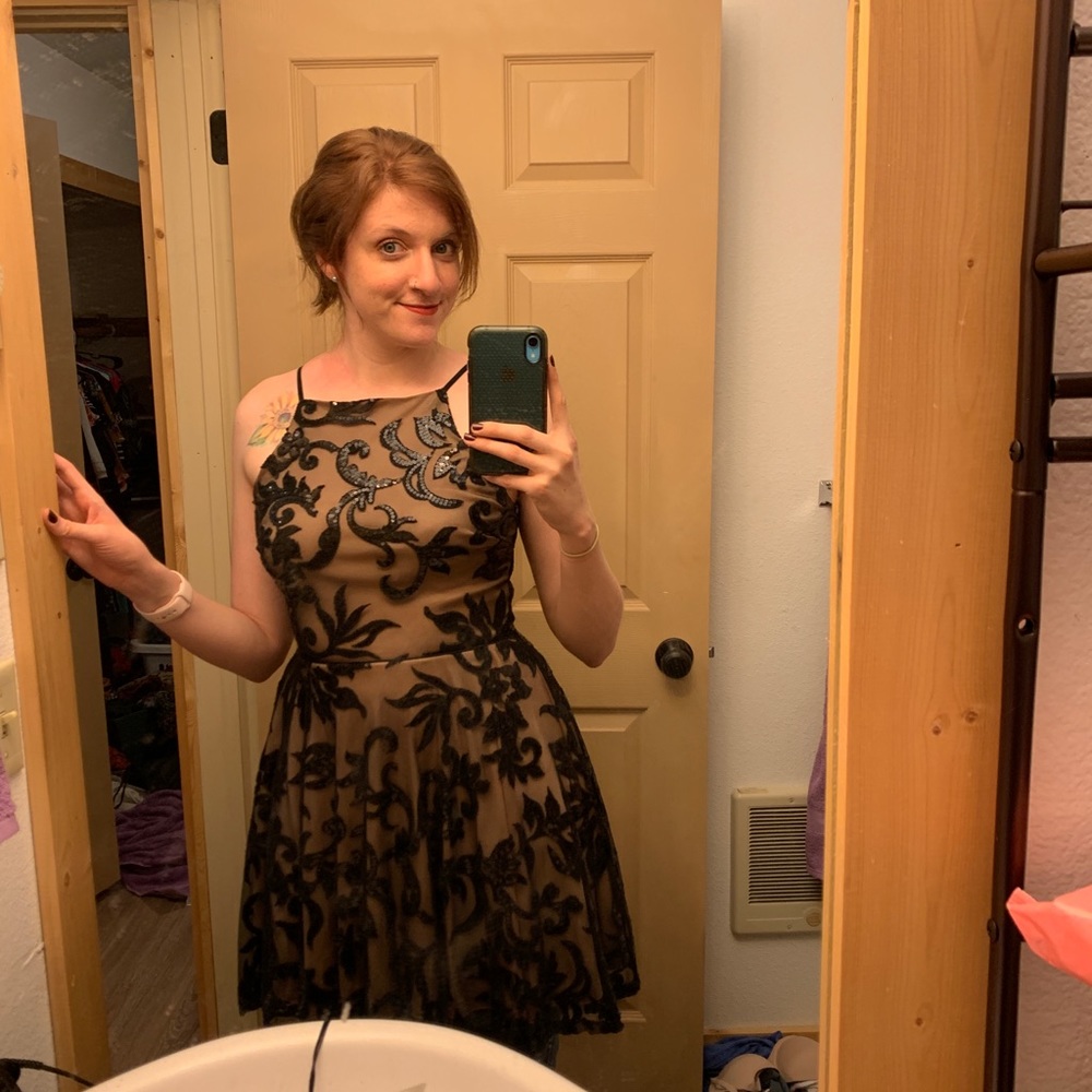 Sequin party dress - Picture 2 of 3